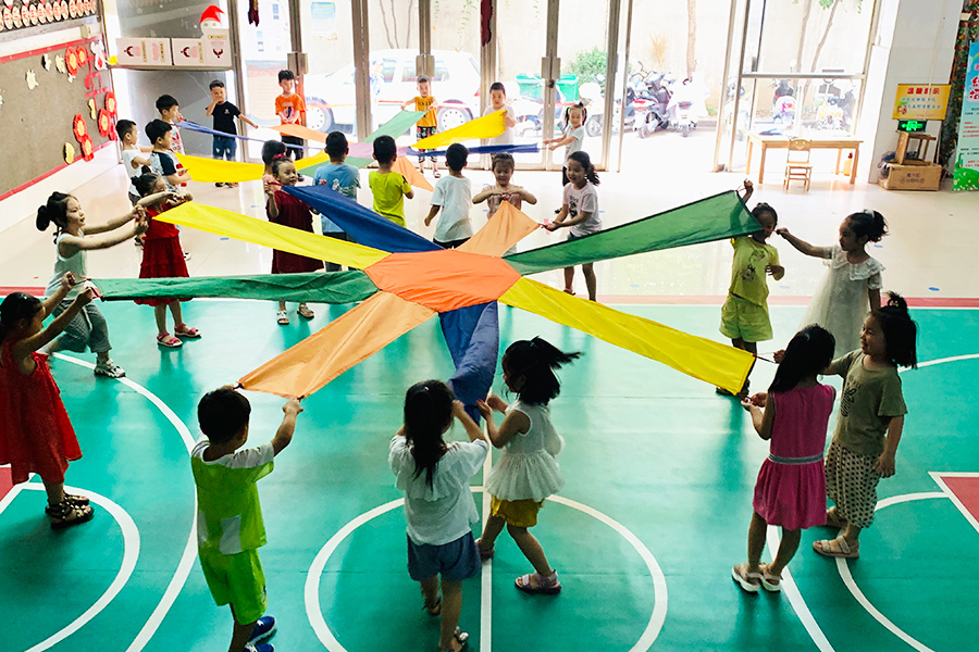 cq9电子平台网站幼儿园西工园